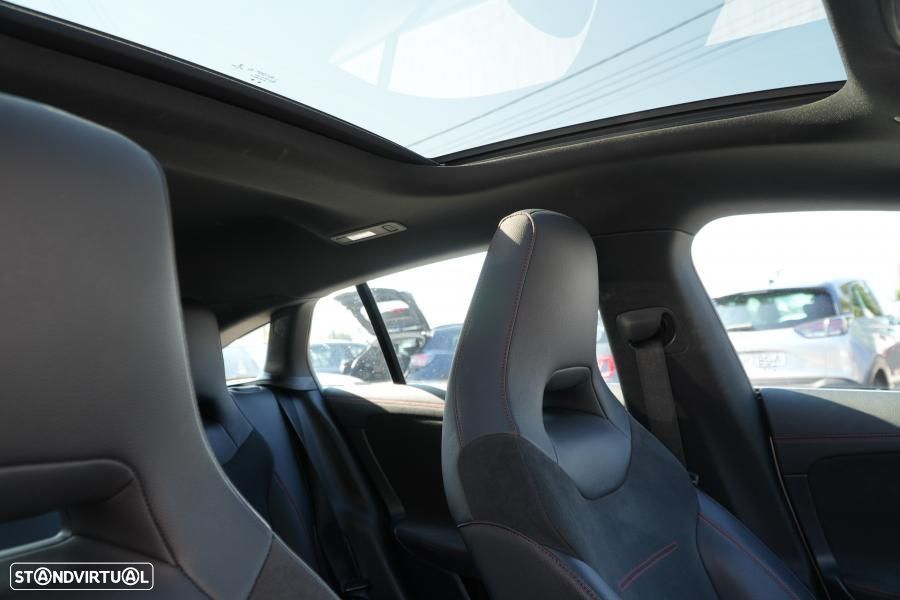 Mercedes-Benz CLA 180 d Shooting Brake AMG Line Aut. - 23