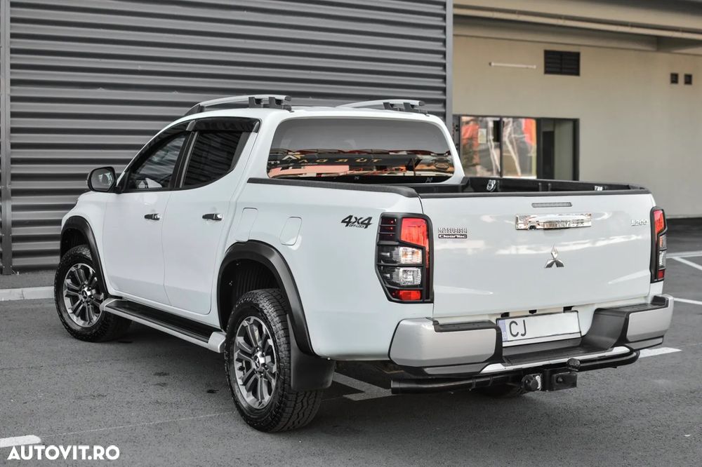 Mitsubishi L200 Pick Up 4x4 S&S Double Cab Spirit - 4