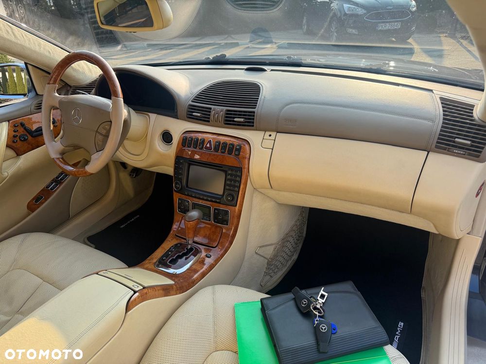 Mercedes-Benz CL - 14