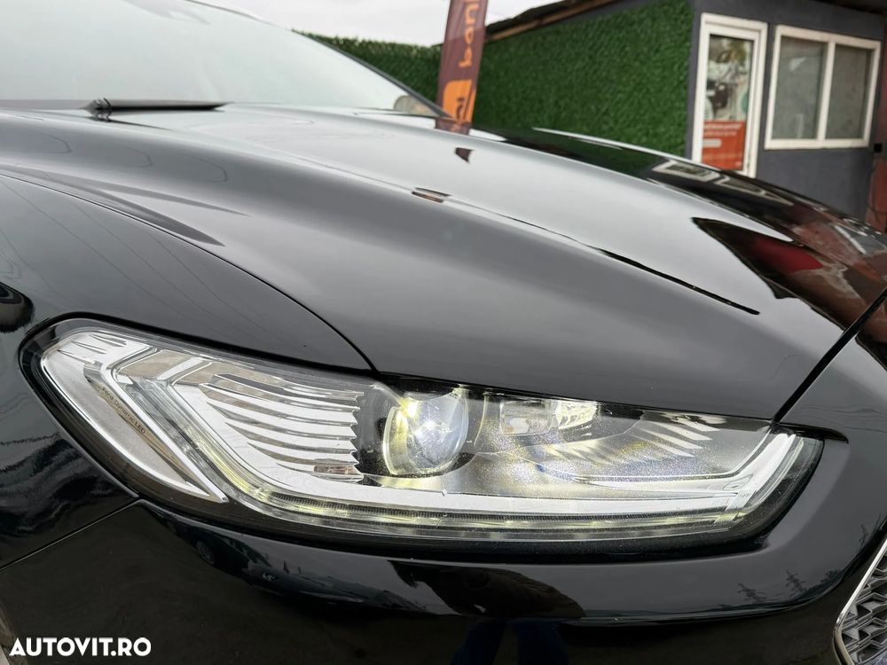 Ford Mondeo Vignale 2.0 TDCi Powershift - 23