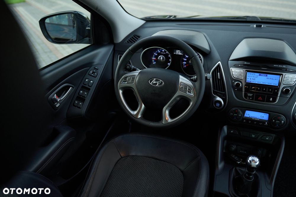 Hyundai ix35 - 23