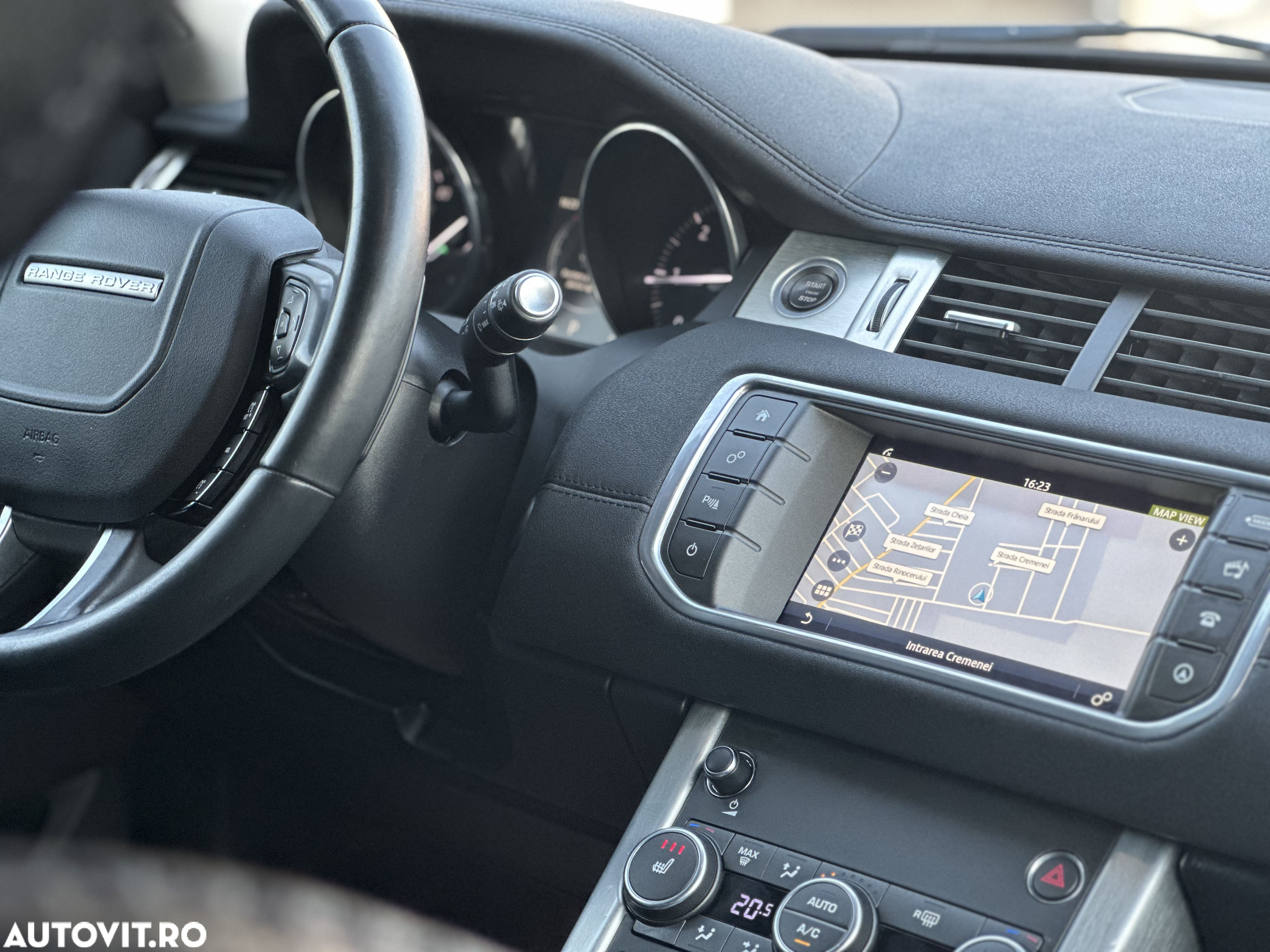 Land Rover Range Rover Evoque - 15