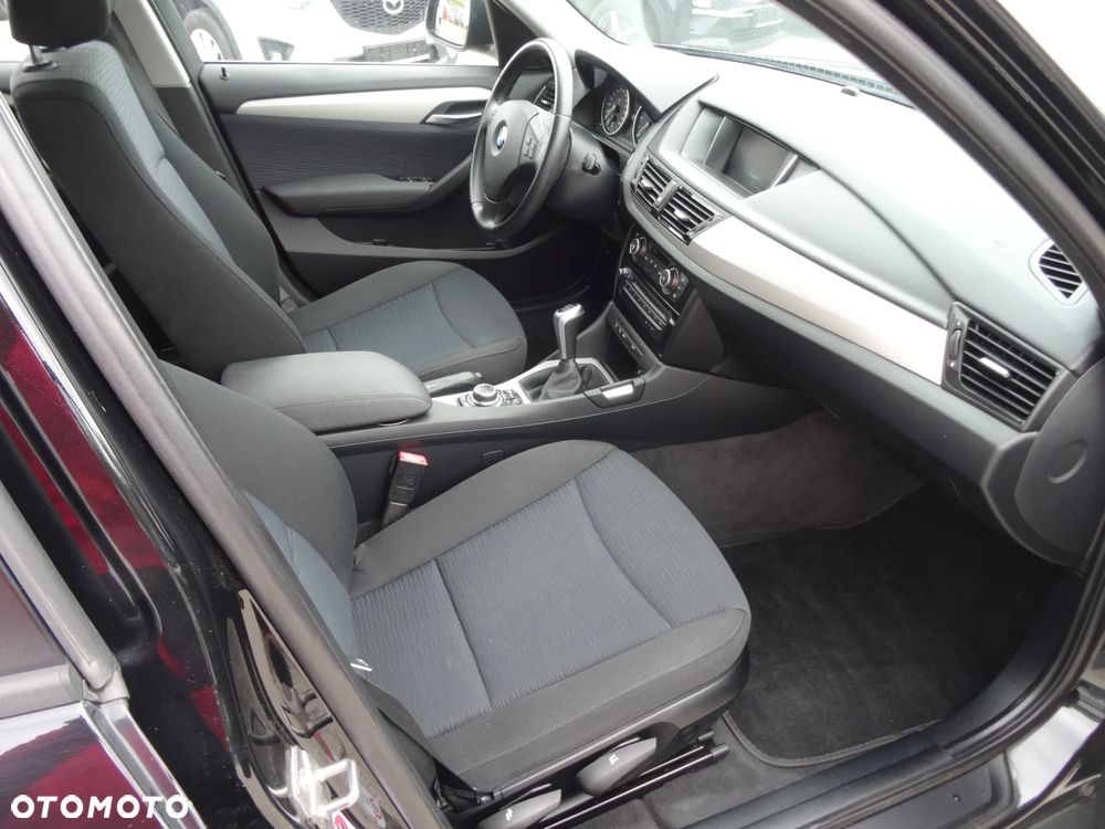BMW X1 sDrive18d - 13