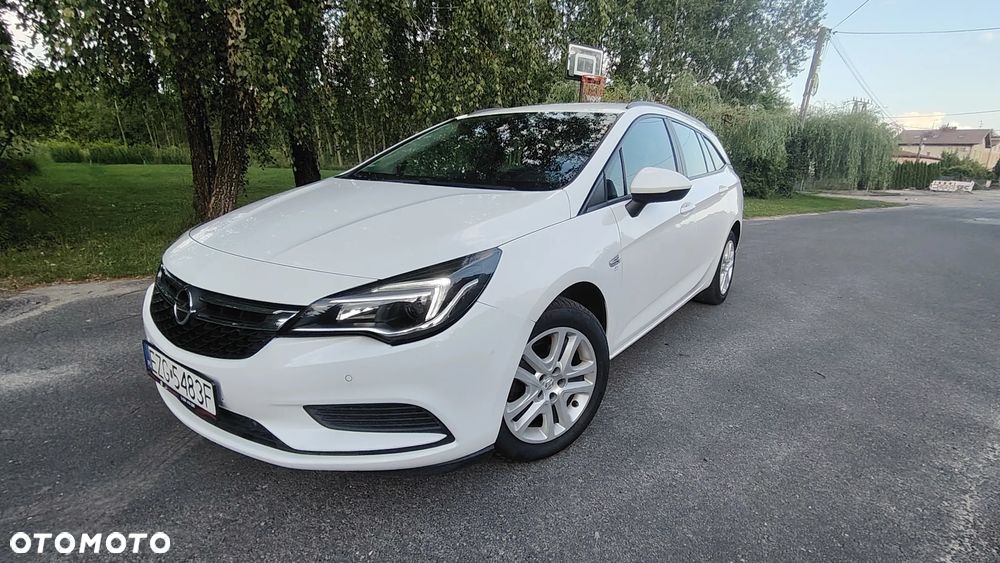 Opel Astra - 2