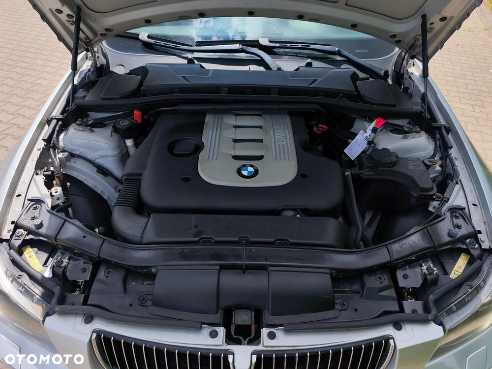 BMW Seria 3 330d - 6