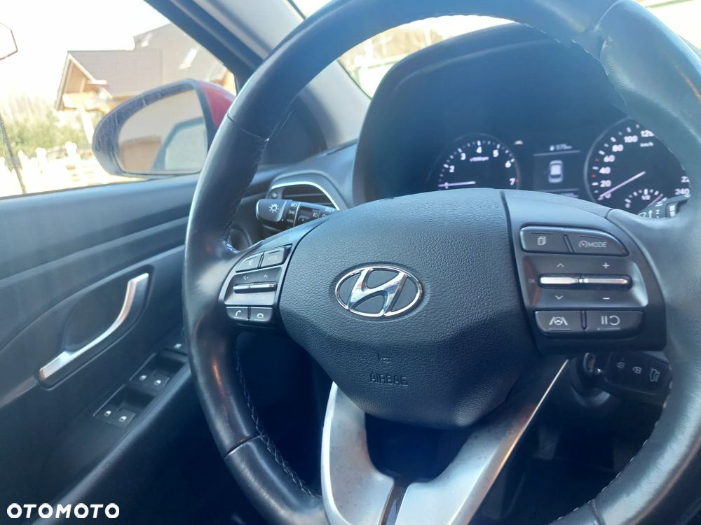 Hyundai i30 1.5 DPI Classic + - 20