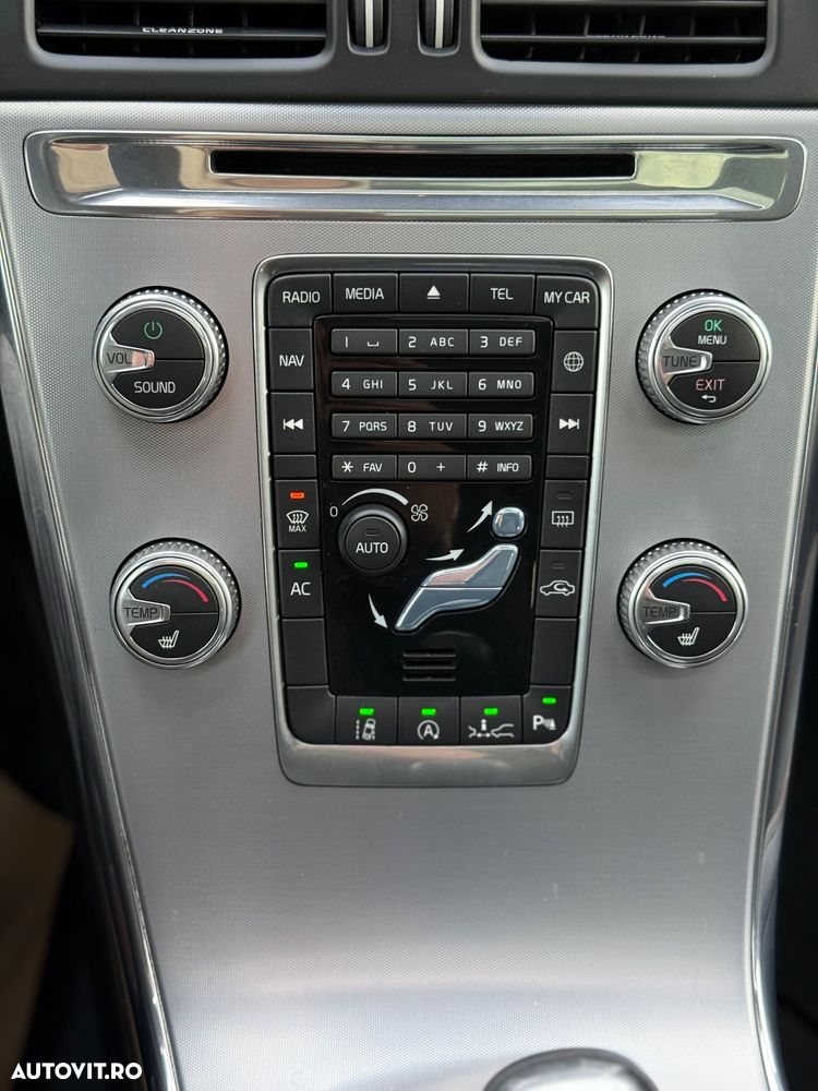 Volvo XC 60 D4 Momentum - 15