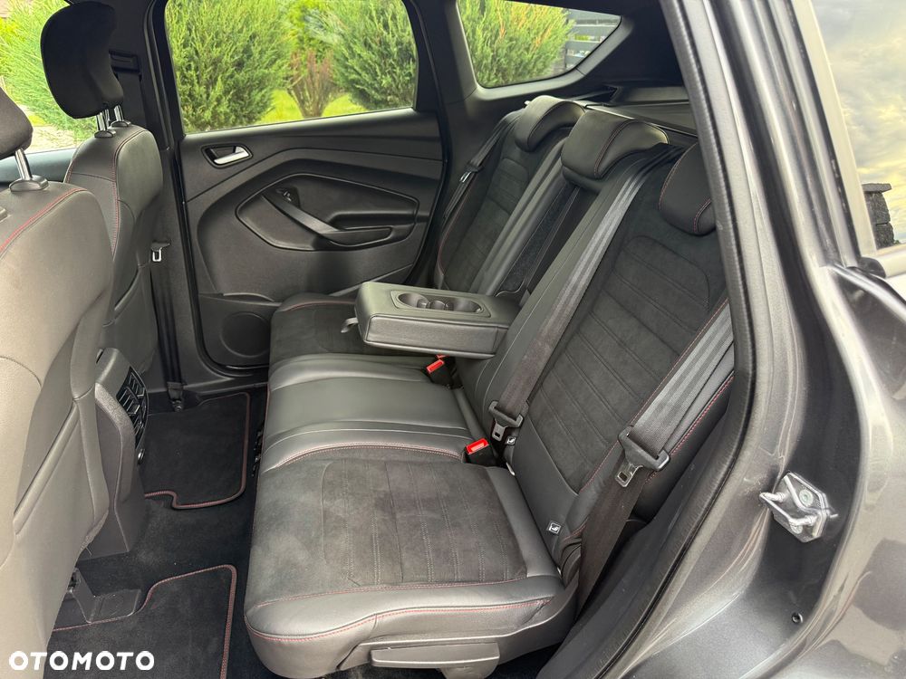 Ford Kuga 2.0 TDCi 2x4 ST-Line - 20