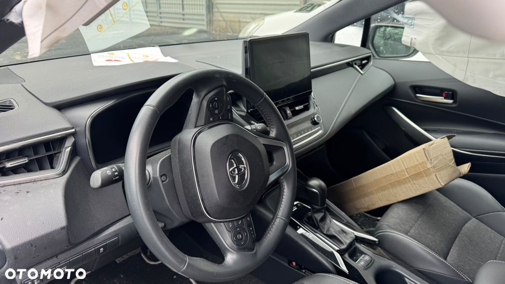 Toyota Corolla 1.8 Hybrid Comfort - 10