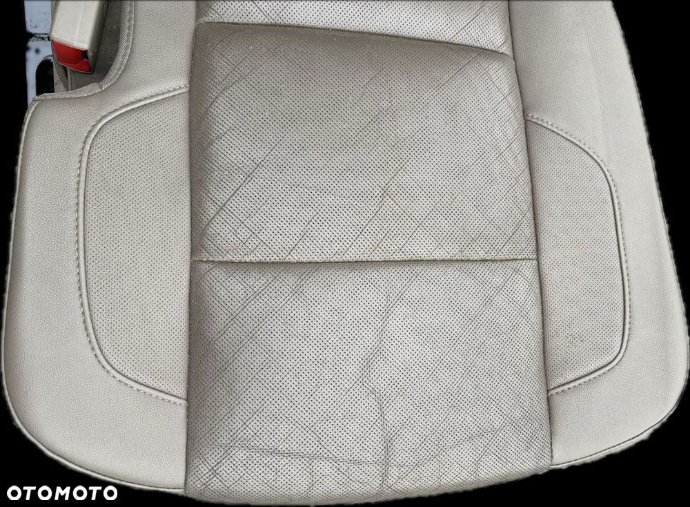P9 GMC YUKON XL IV 2015 - FOTEL TYŁ TYLNY II RZĄD LEWY SKÓRA 9193633 - 5