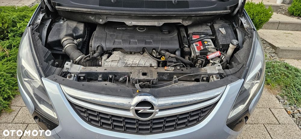 Opel Zafira - 6