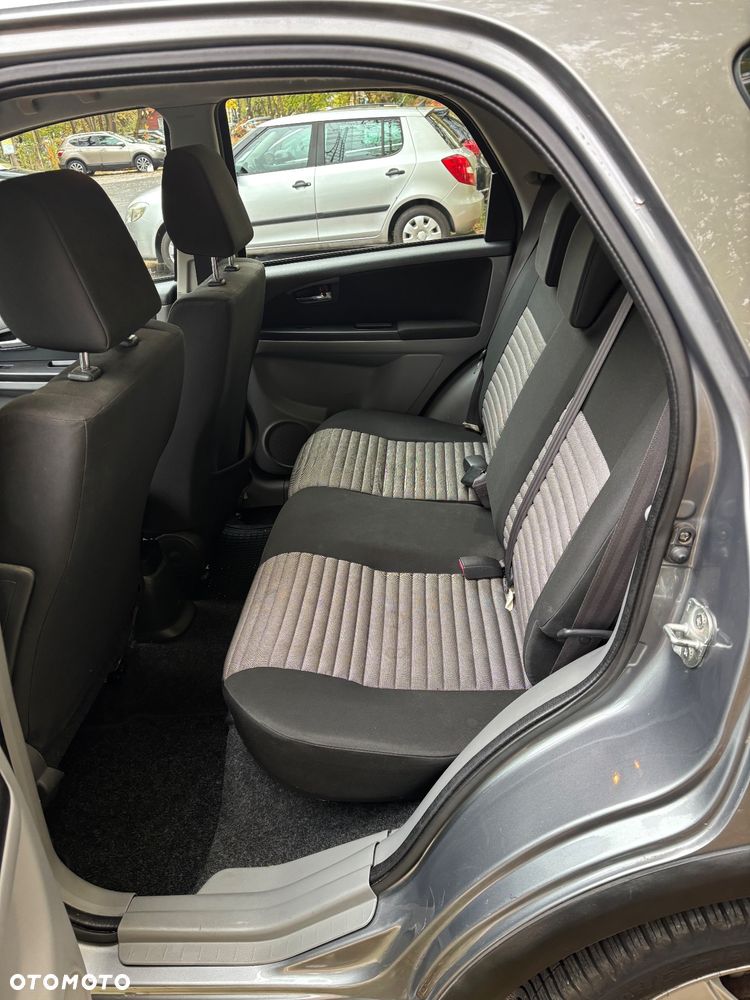 Suzuki SX4 1.6 Comfort - 7