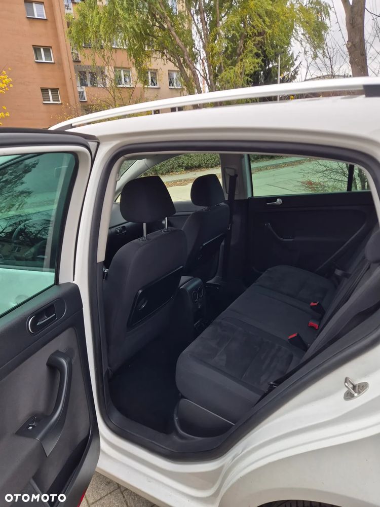 Volkswagen Golf Plus 1.6 TDI DPF Highline - 12