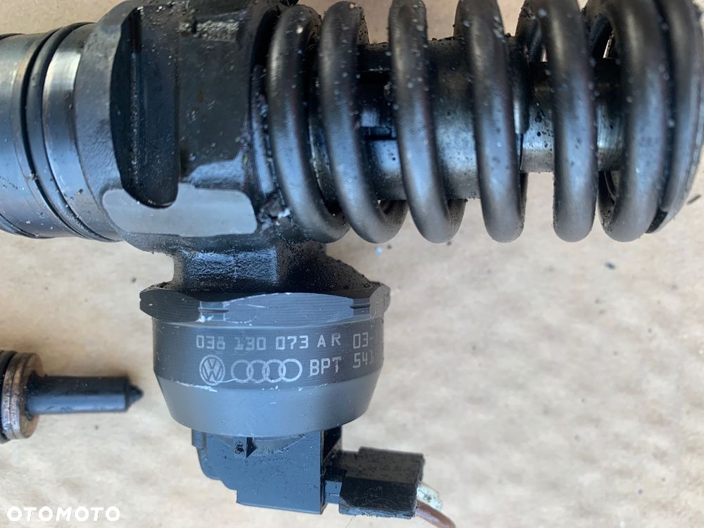 038130073AR wtryskiwacz pompowtrysk 1.9tdi 130km volkswagen passat golf Skoda Audi Seat - 3