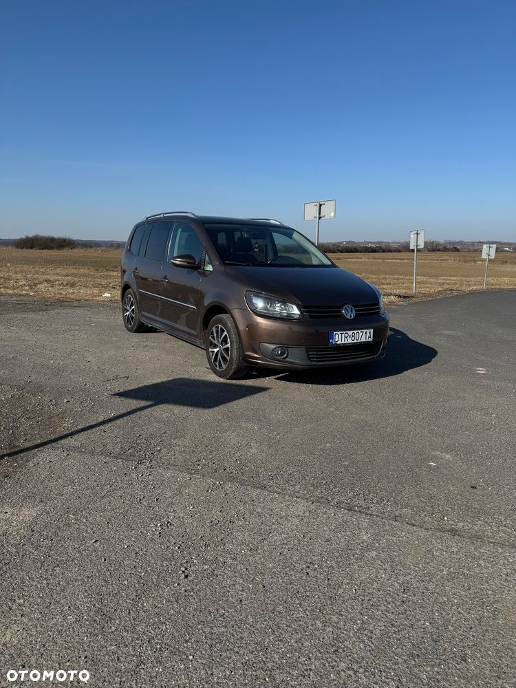 Volkswagen Touran 1.6 TDI DPF BlueMot Comfortline - 2