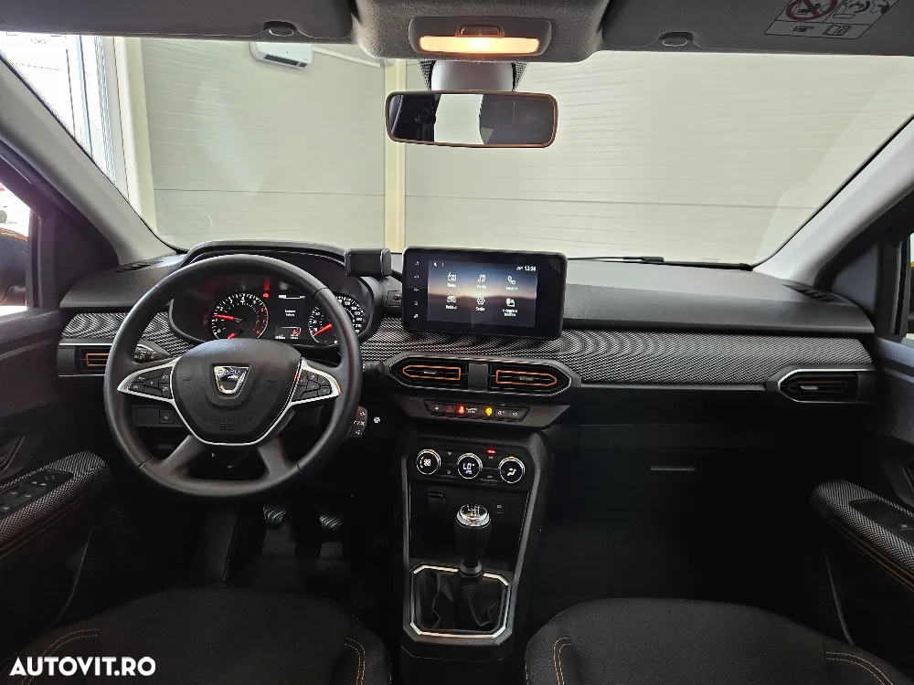 Dacia Sandero Stepway TCe 90 MT6 Comfort - 3