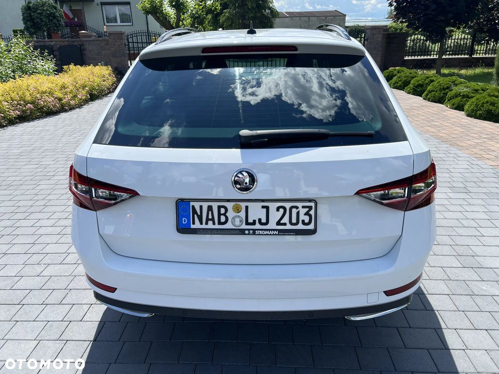 Skoda Superb 2.0 TDI 4x4 Sportline DSG - 8