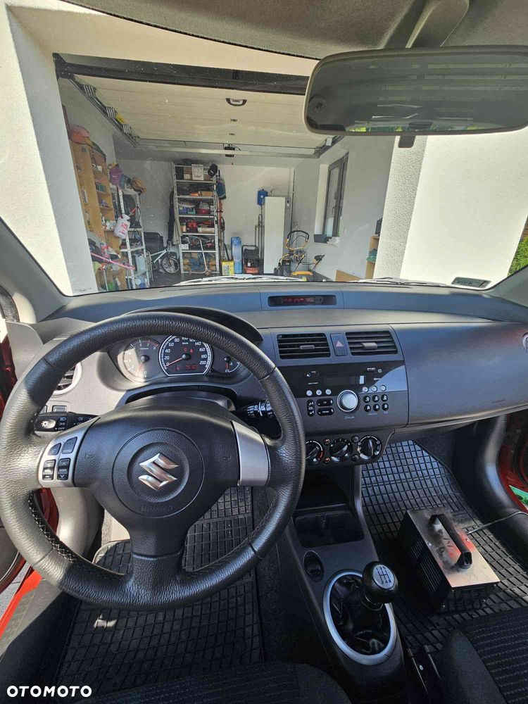 Suzuki Swift 1.3 GLX / Comfort - 11