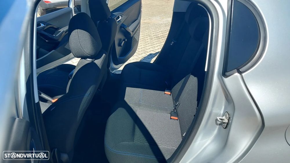 Peugeot 208 82 VTI Style - 8