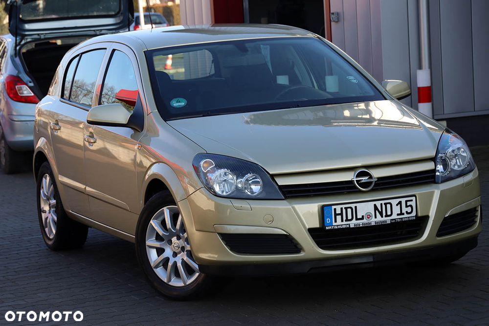 Opel Astra - 1