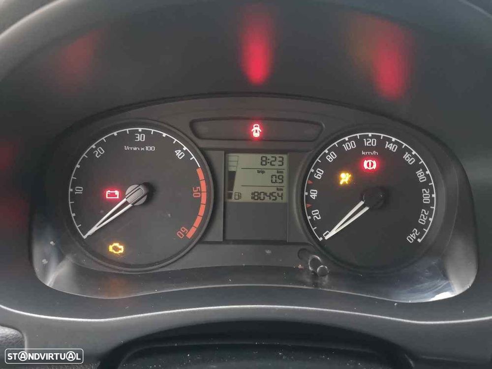 QUADRANTE SKODA ROOMSTER 5J7 - 1