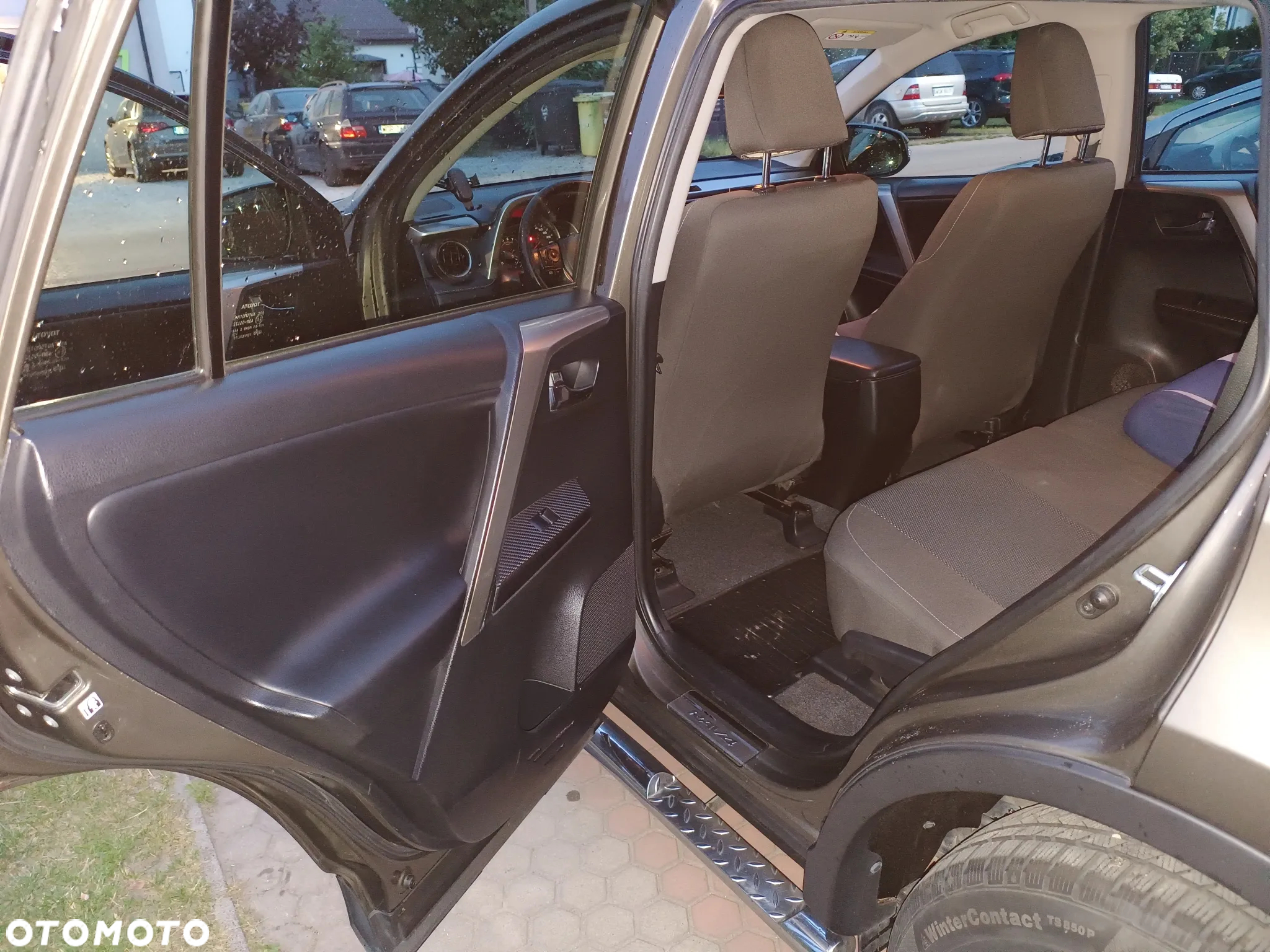 Toyota RAV4 2.0 D-4D Premium 4x2 - 9