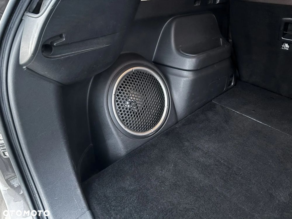 Mitsubishi Outlander Instyle NAVI + - 10
