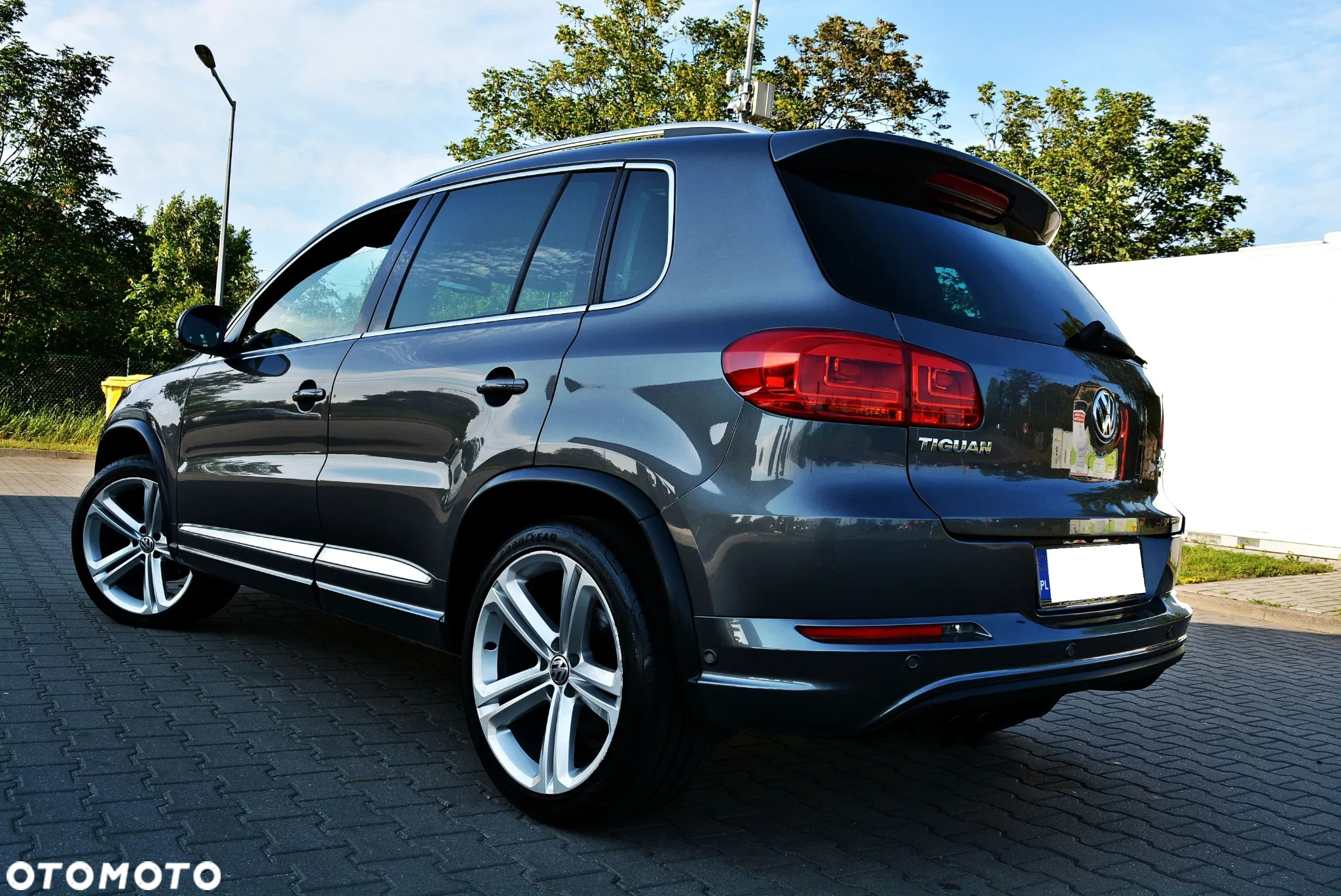 Volkswagen Tiguan 2.0 TSI 4Mot R-Style DSG - 3