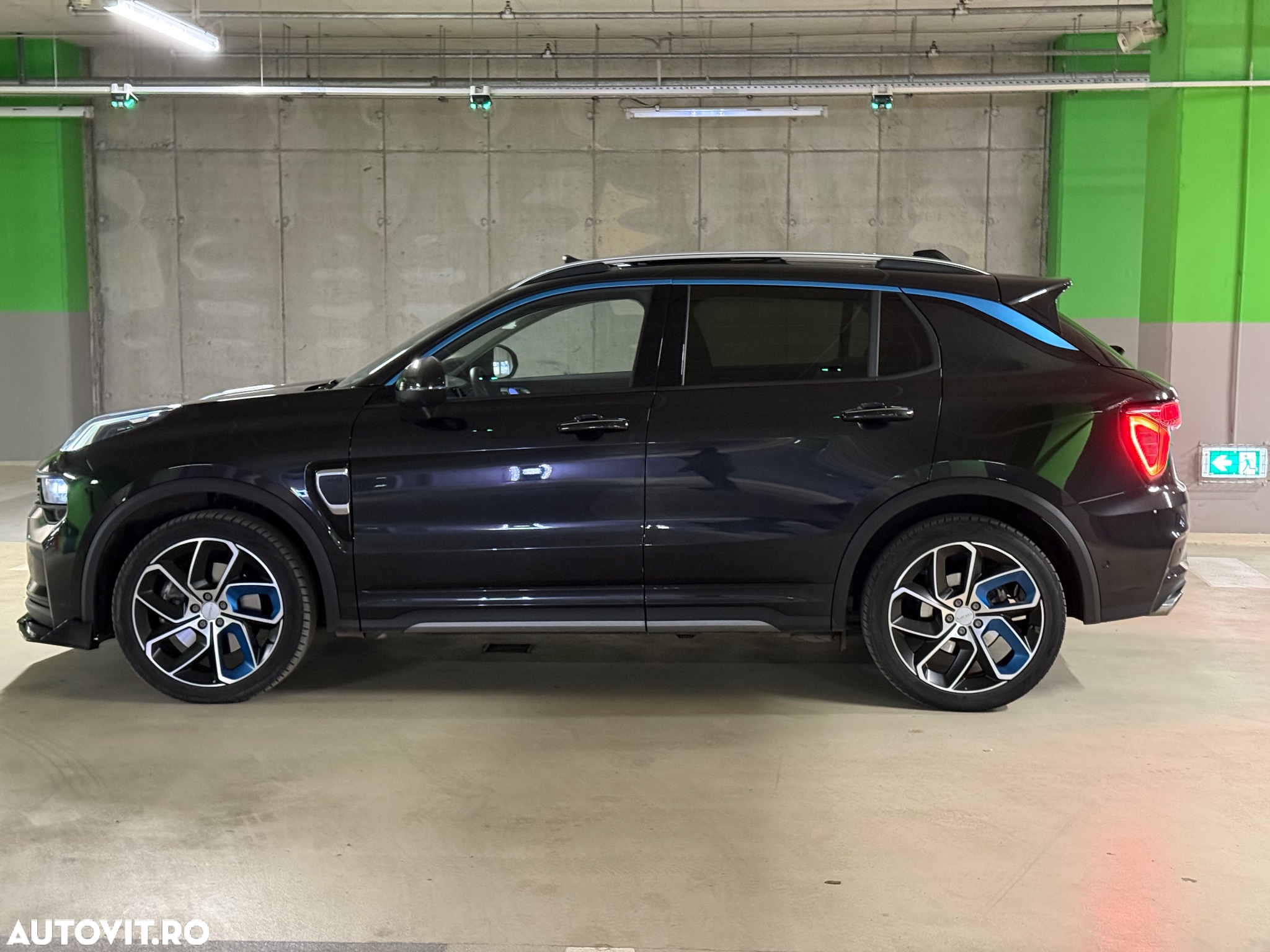 Lynk&Co 01 - 18