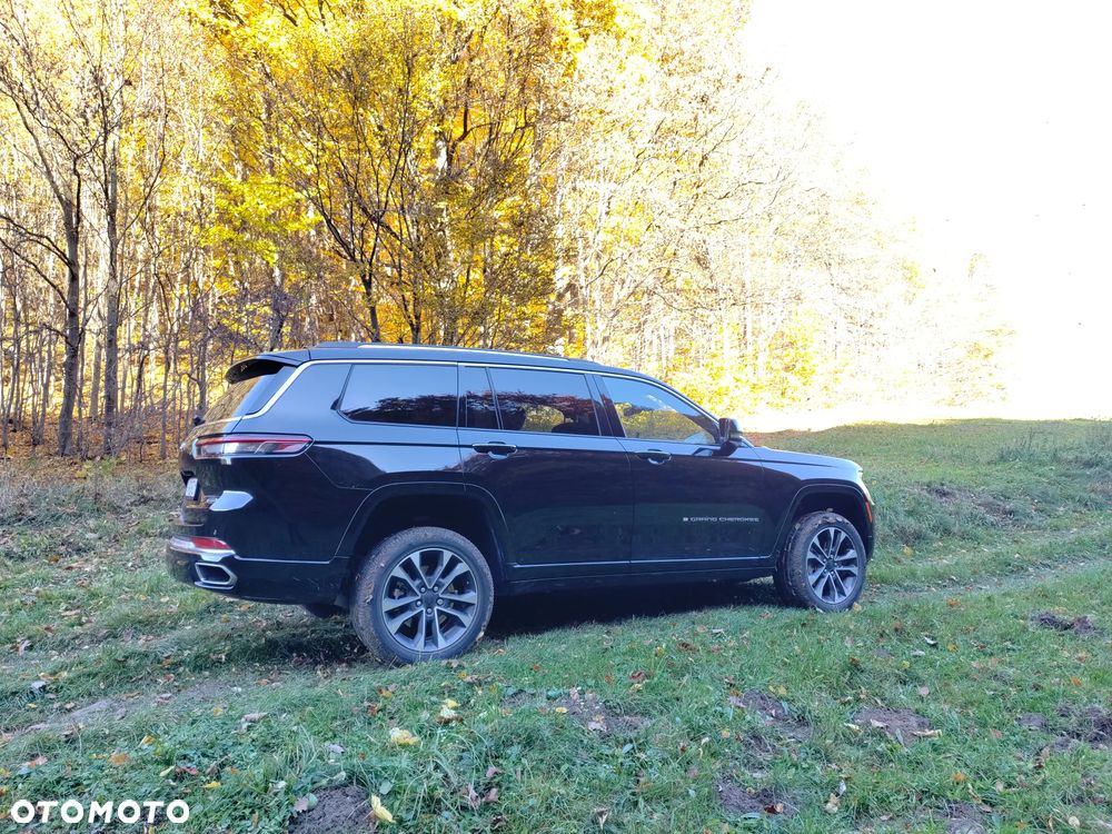 Jeep Grand Cherokee - 39