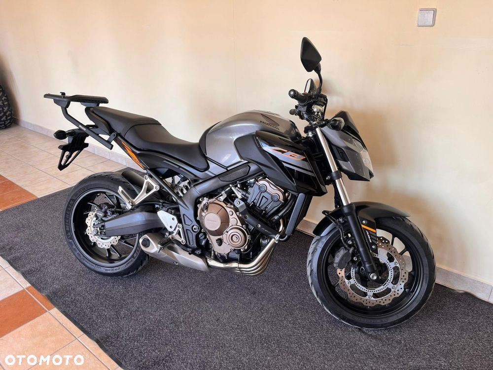 Honda CB - 15