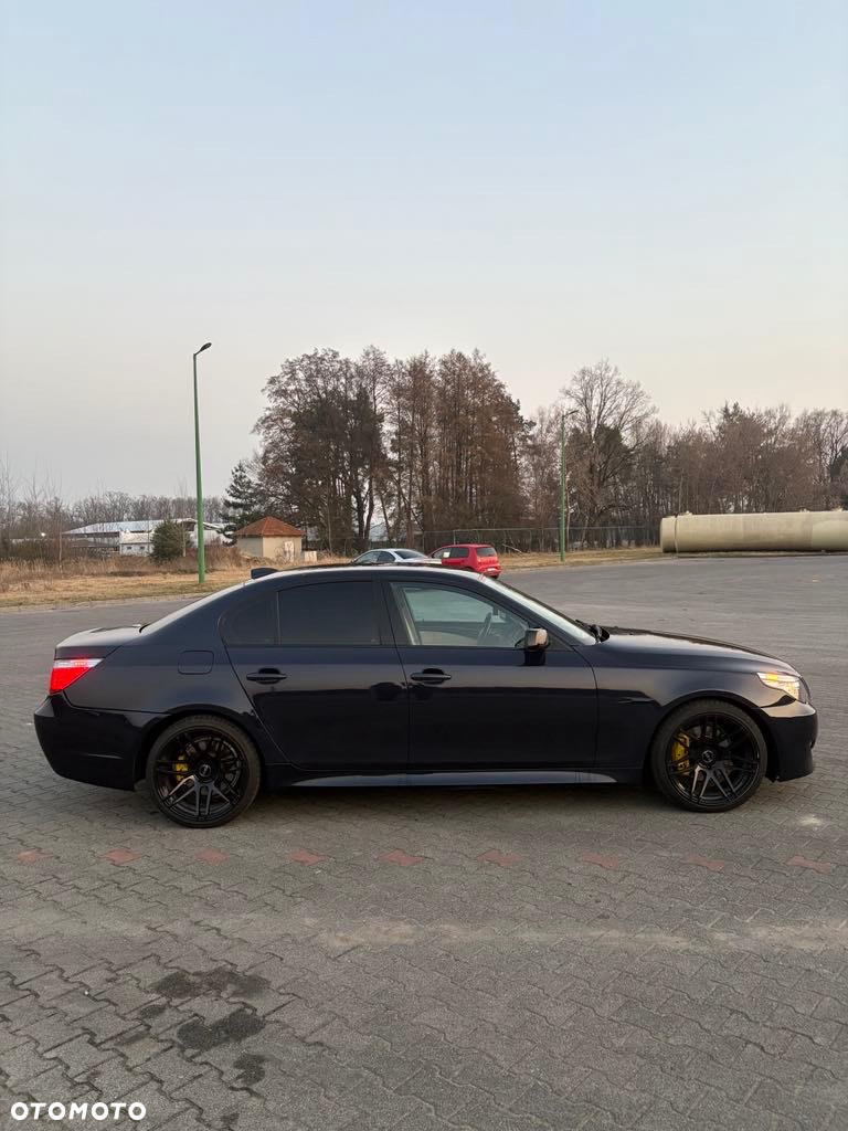 BMW Seria 5 - 24