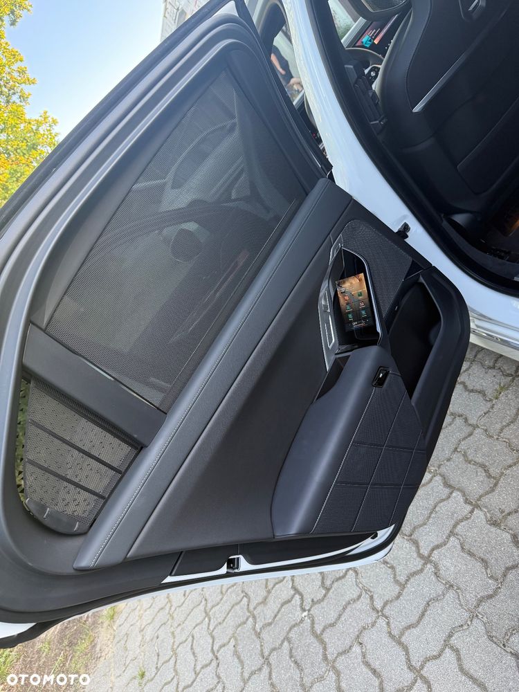 BMW Seria 7 - 5