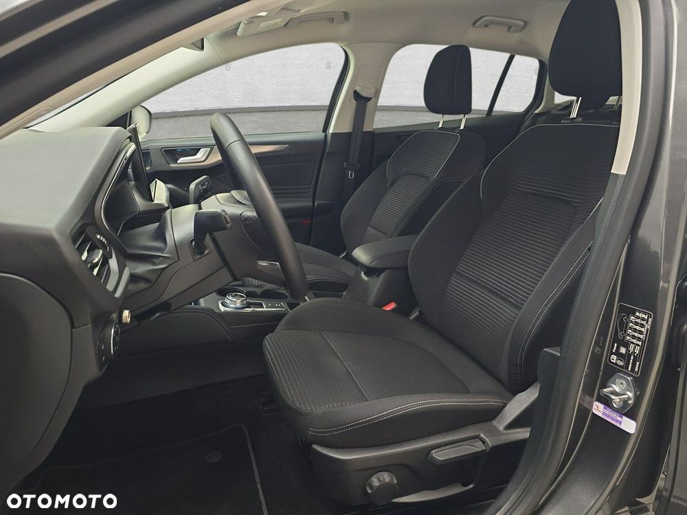 Ford Focus - 11