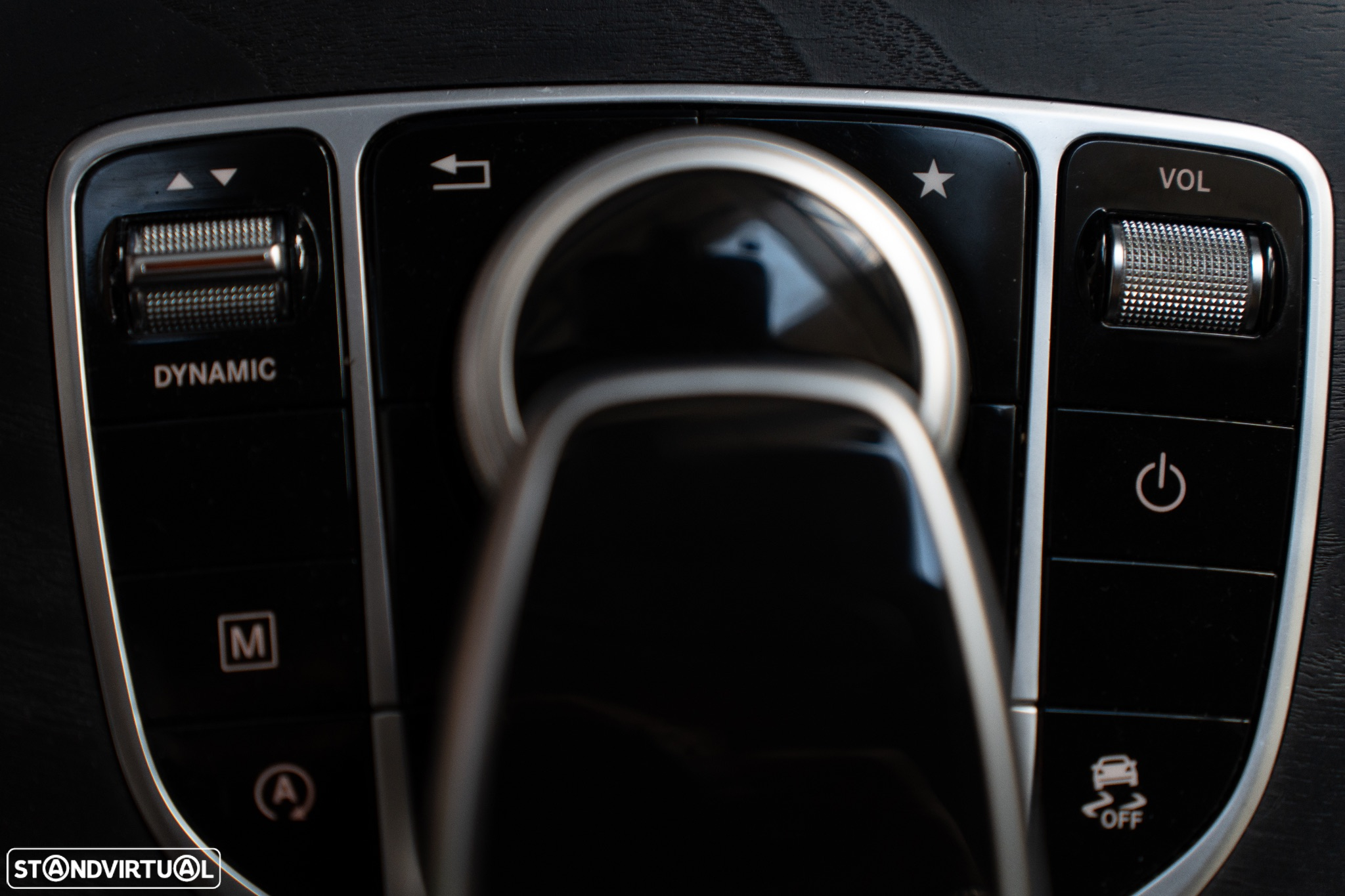 Mercedes-Benz GLC 350 d 4Matic 9G-TRONIC AMG Line - 39