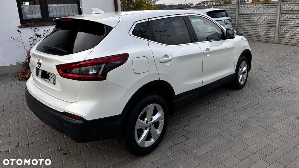 Nissan Qashqai 1.6 DCi Xtronic N-Connecta - 11