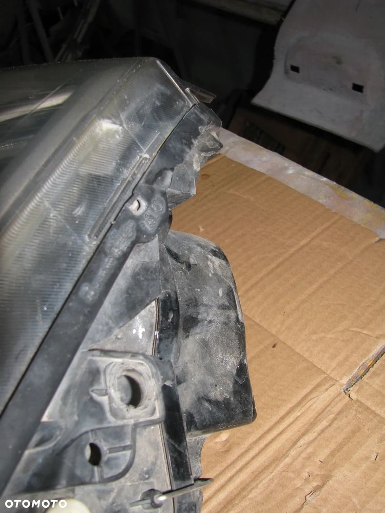 RENAULT MEGANE II LAMPA PRAWA PRZEDNIA PRZÓD XENON KSENON 89307040 - 3