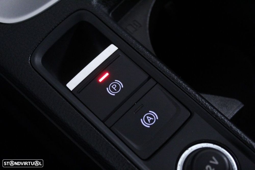 Audi Q3 Sportback 35 TDI S line S tronic - 32