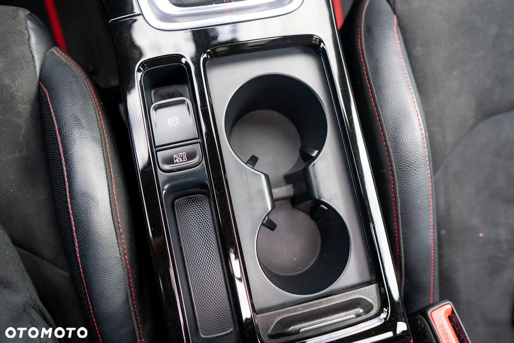 Kia ProCeed 1.6 T-GDI GT DCT - 22