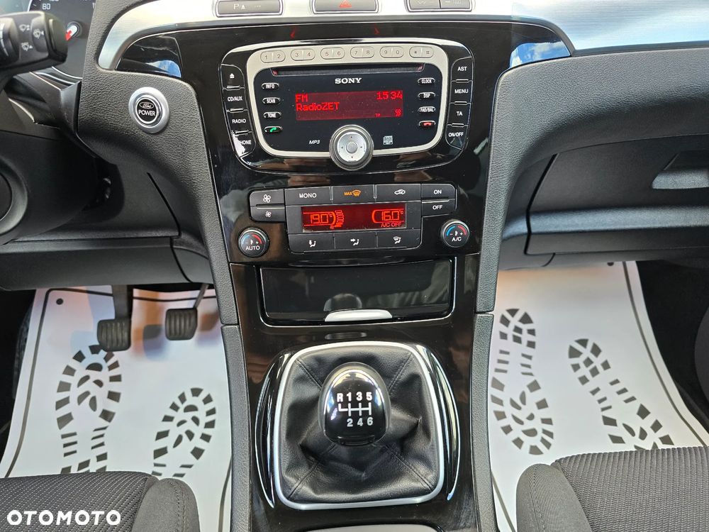 Ford S-Max 2.0 TDCi DPF Titanium - 26