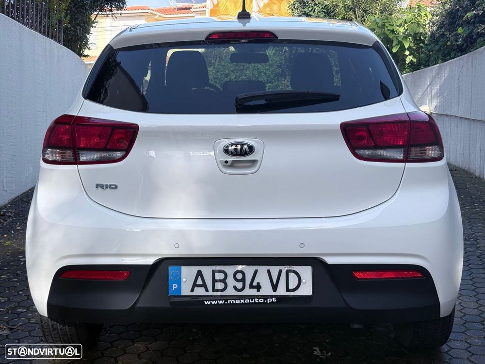 Kia Rio 1.2 CVVT Urban - 5