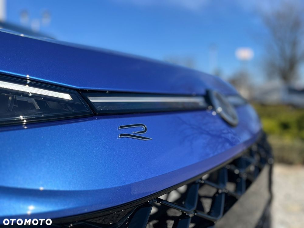 Volkswagen T-Roc 1.5 eTSI OPF DSG R-Line - 9