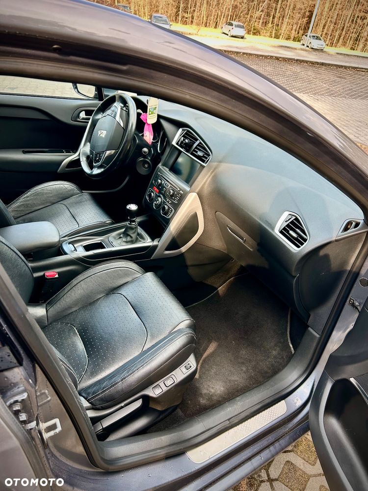 Citroën DS4 2.0 HDi SportChic - 12