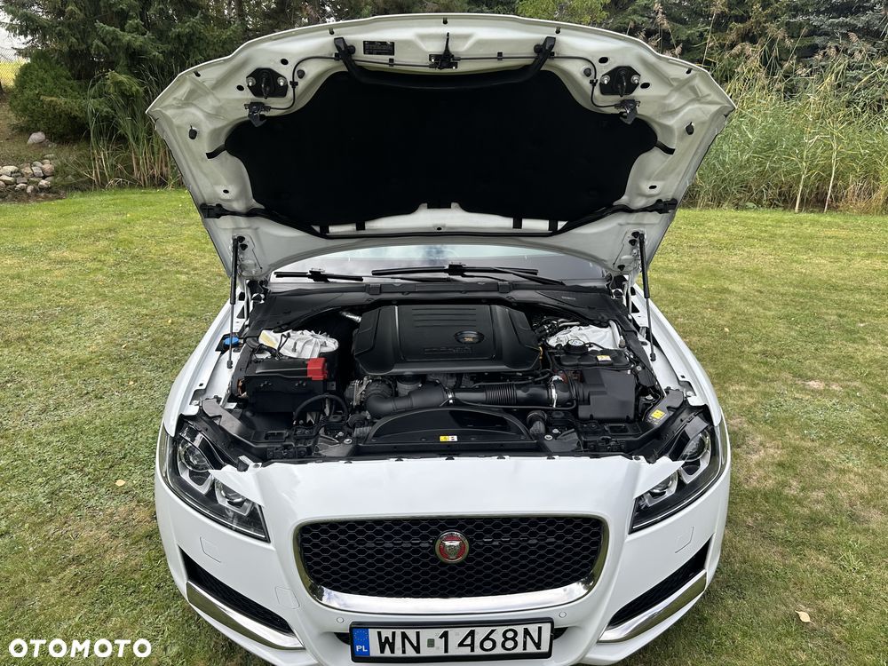 Jaguar XF 2.0 i4D AWD Prestige - 18