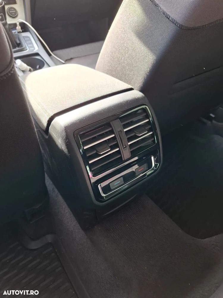 Volkswagen Passat 2.0 TDI Comfortline - 7
