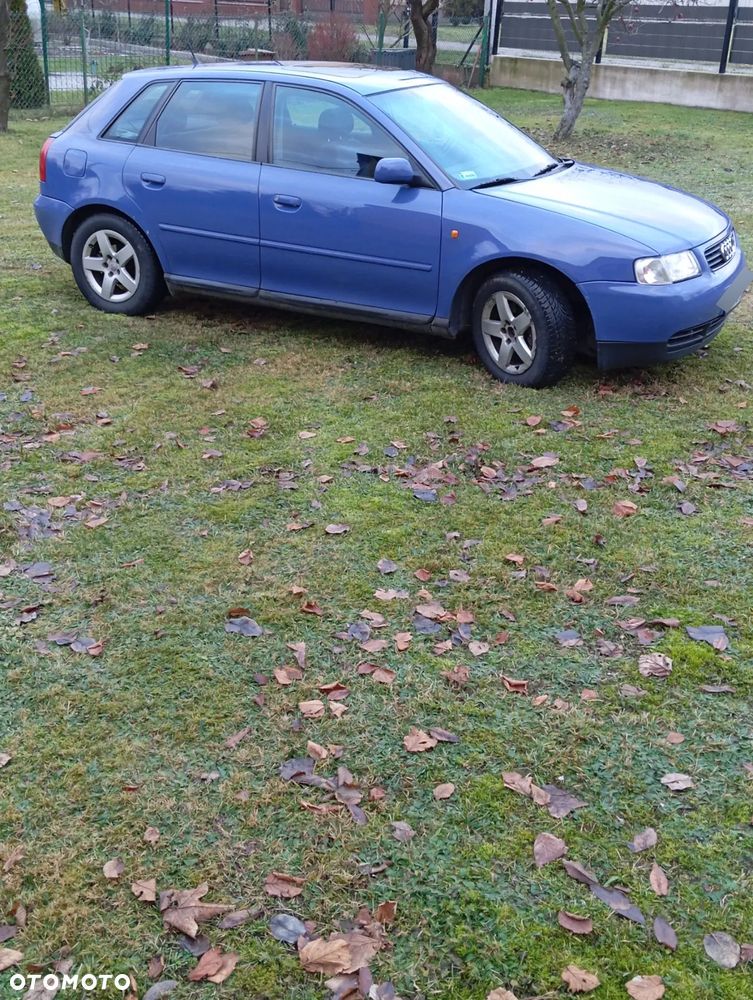 Audi A3 Sportback - 13