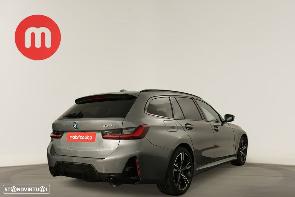 BMW 330 e Touring Pack M Auto - 4