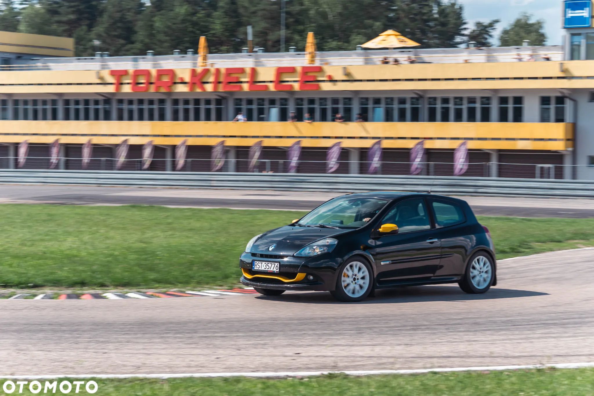 Renault Clio 2.0 16V 200 RS Cup - 1