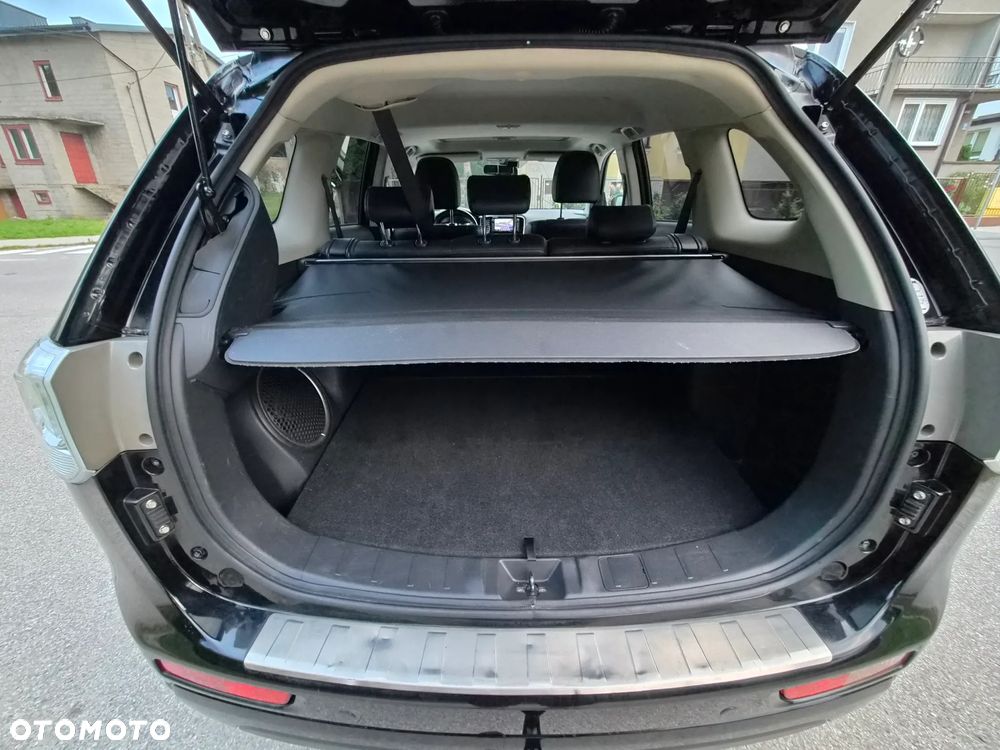Mitsubishi Outlander - 21