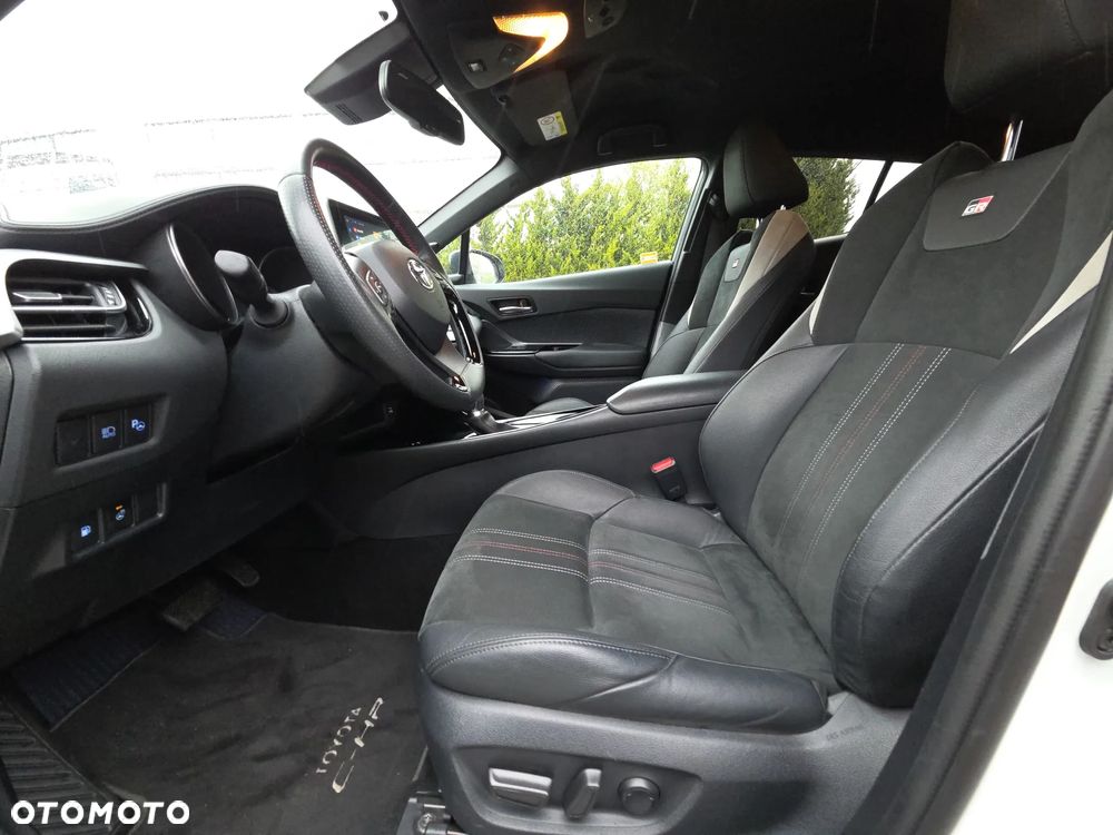 Toyota C-HR 2.0 Hybrid GR Sport - 17